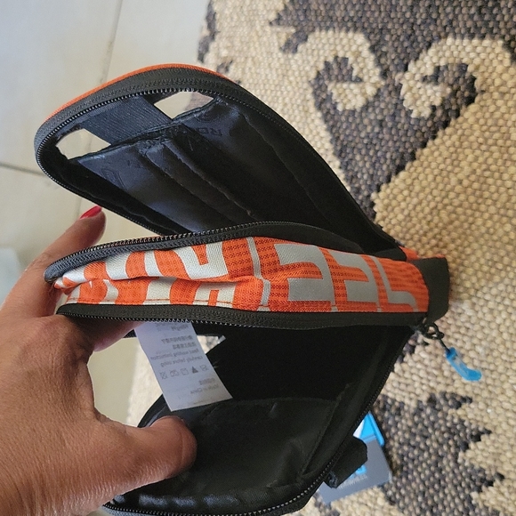 Brand new and beautiful - Picture 4 of 6